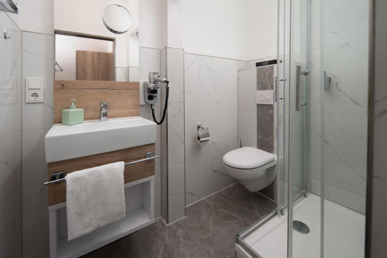 Nordseehotel Tausendschoen Carolinensiel Phòng bức ảnh